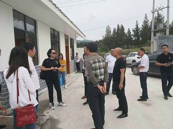 1沐鸣娱乐环保-考察组听取情况汇报